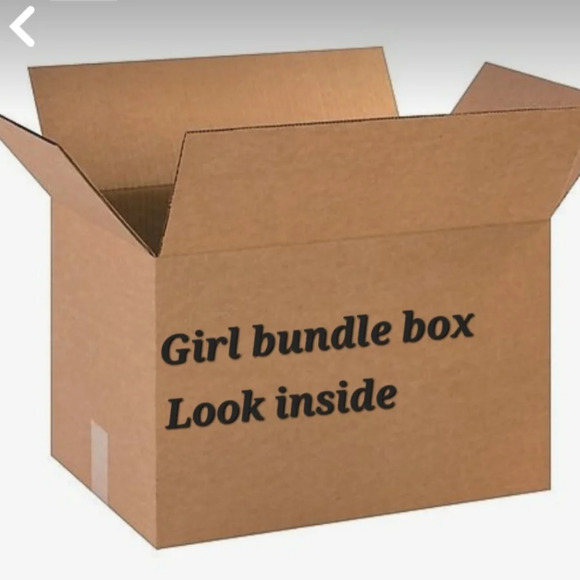 #47 Girls bundle box 4-5 sizes - Picture 1 of 3
